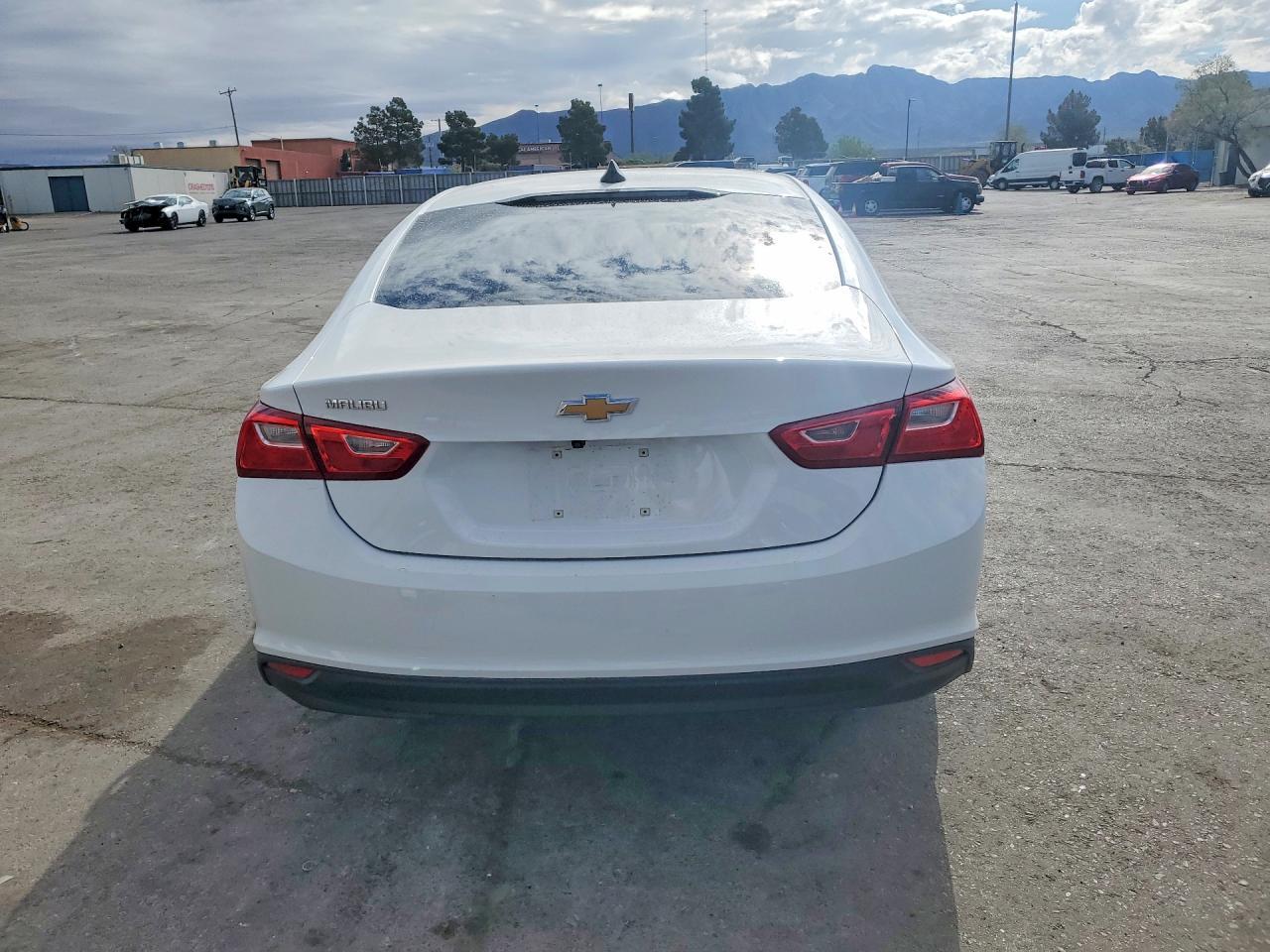 2024 Chevrolet Malibu Ls - Фото 6