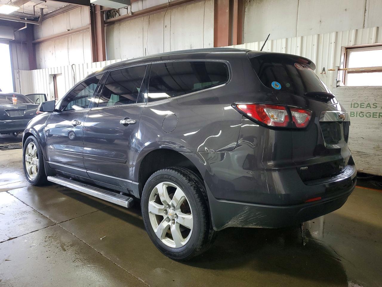 2016 Chevrolet Traverse Lt - Фото 2