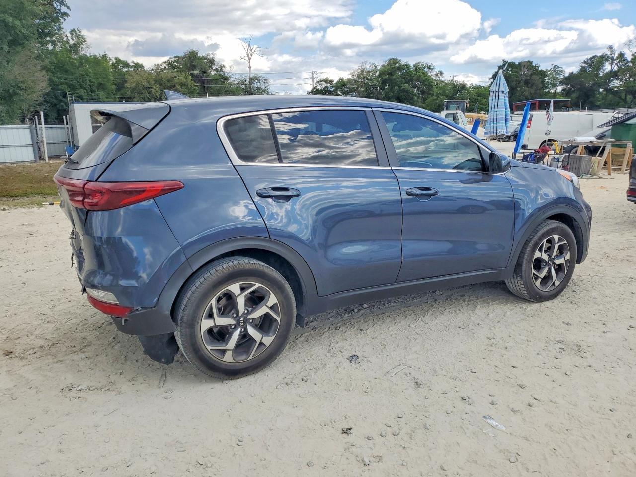 2021 Kia Sportage Lx - Image 3
