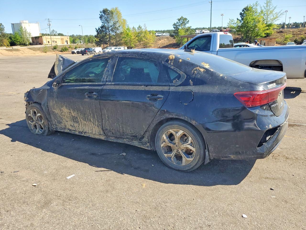 2019 Kia Forte Lxs - Фото 2