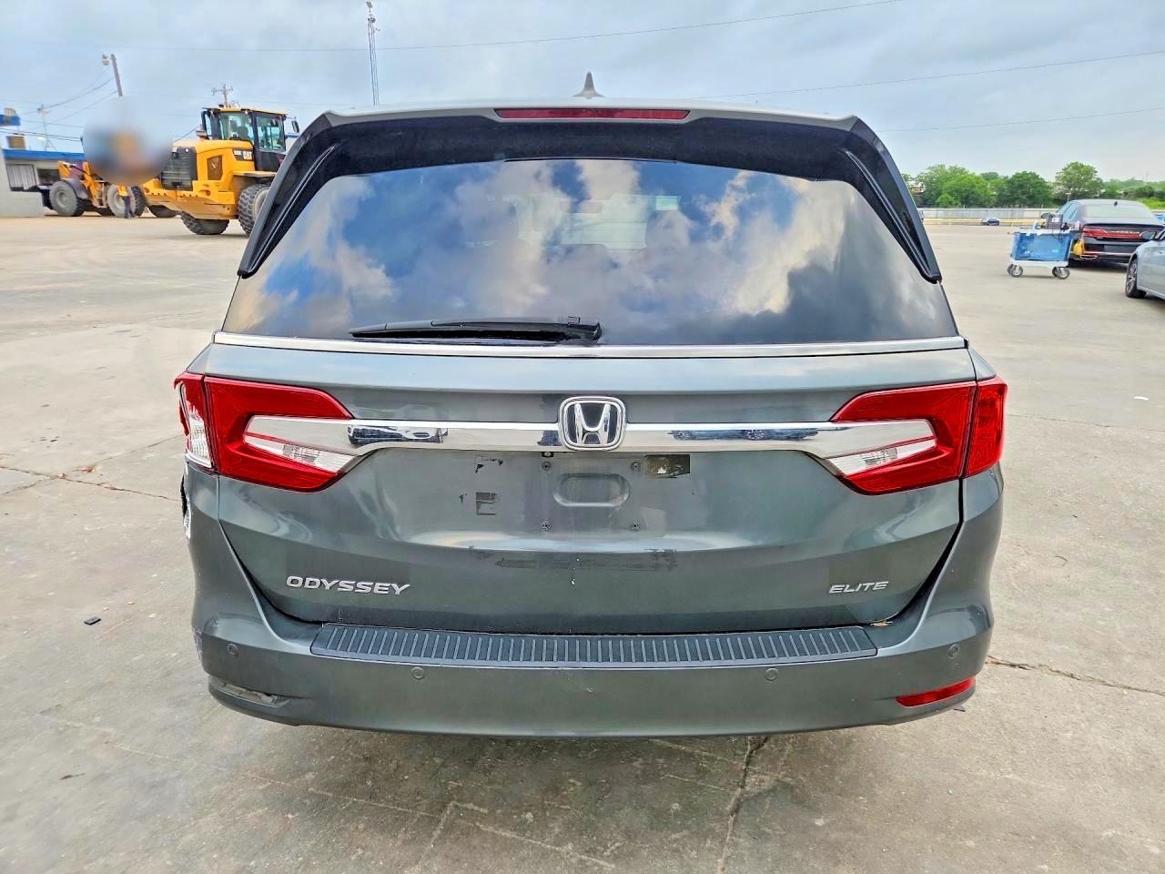 2018 Honda Odyssey Elite - Фото 6