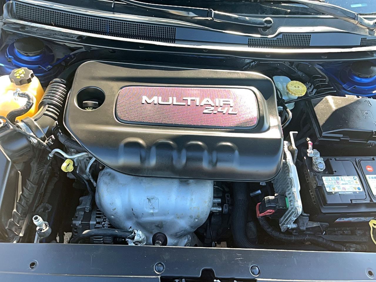 2016 Chrysler 200 Limited - Фото 7