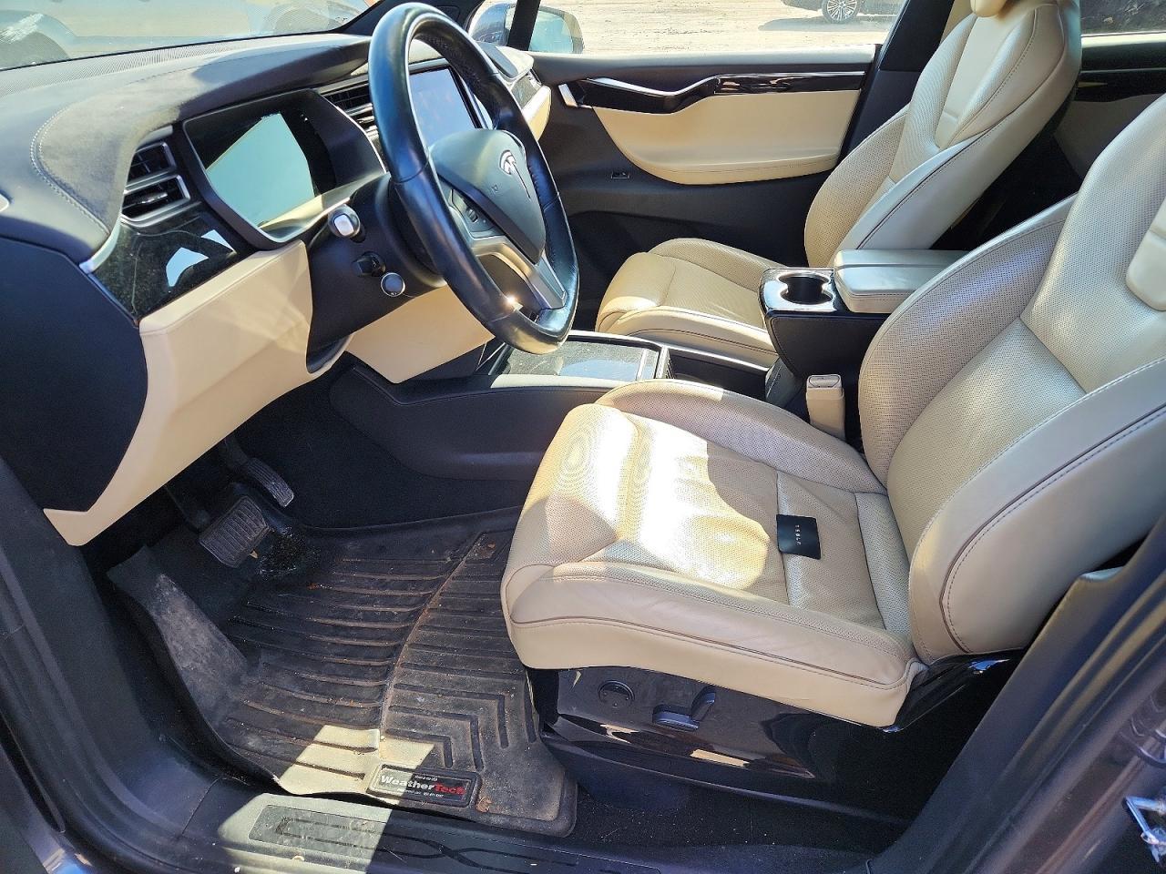 2016 Tesla Model X - Фото 7