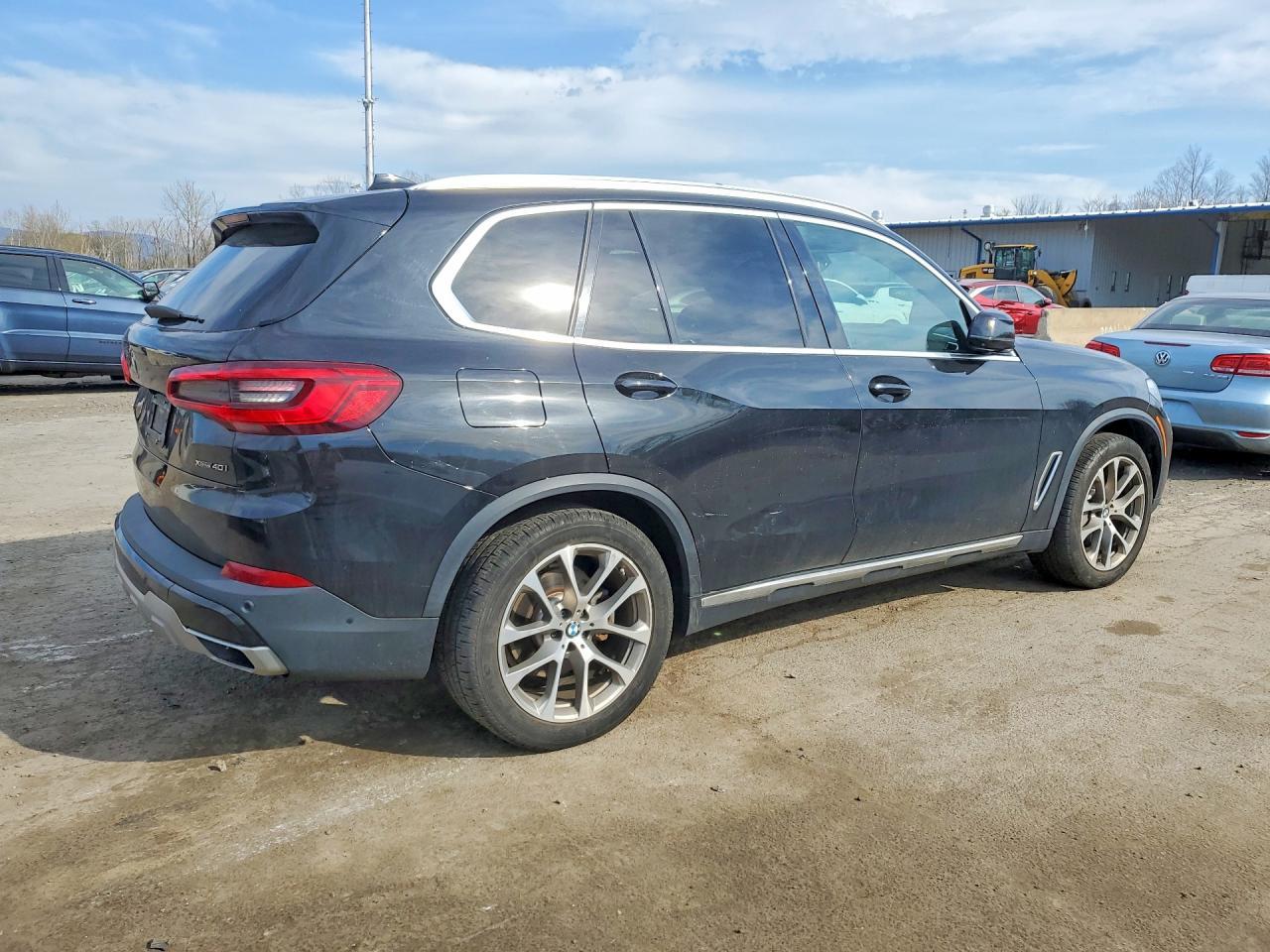 2019 BMW X5 xDrive40I - Image 3