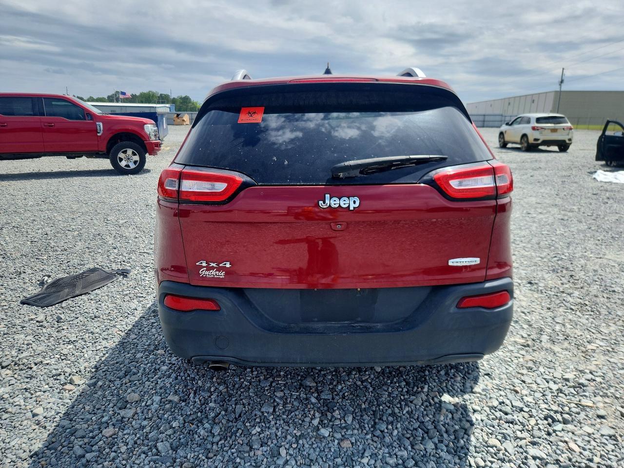 2016 Jeep Cherokee Latitude - Image 6