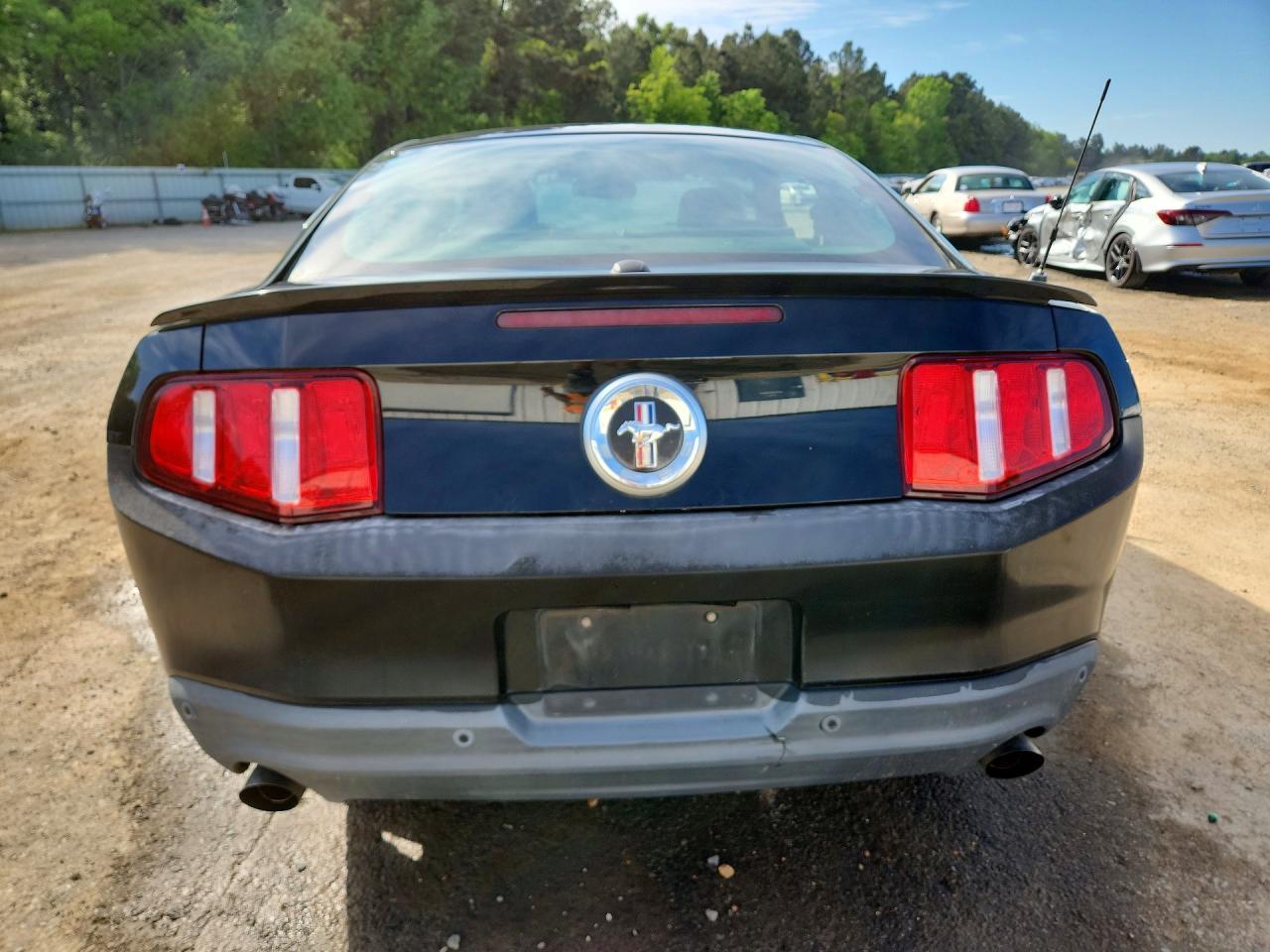 2012 Ford Mustang - Image 6