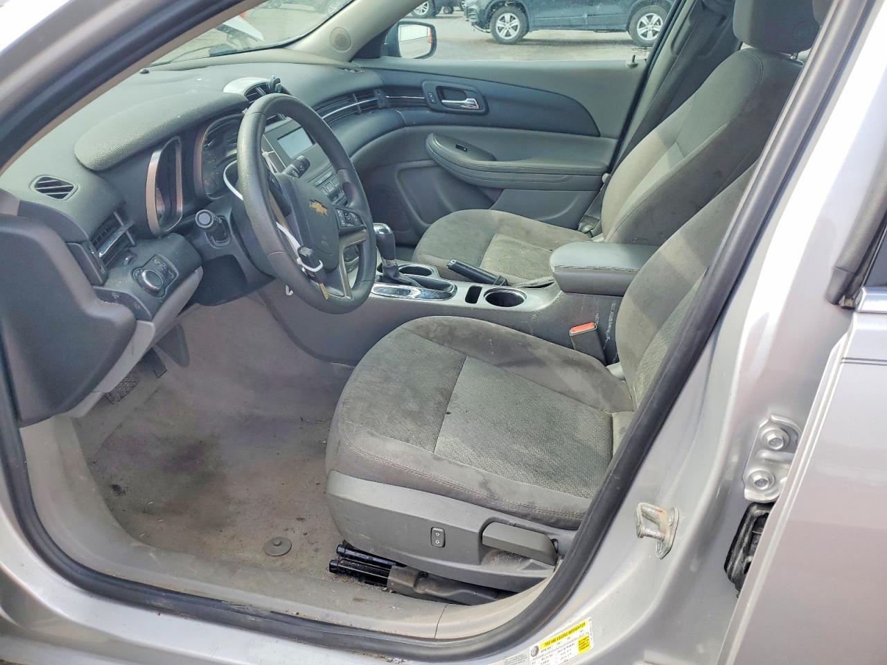 2014 Chev Malibu Ls - Фото 7