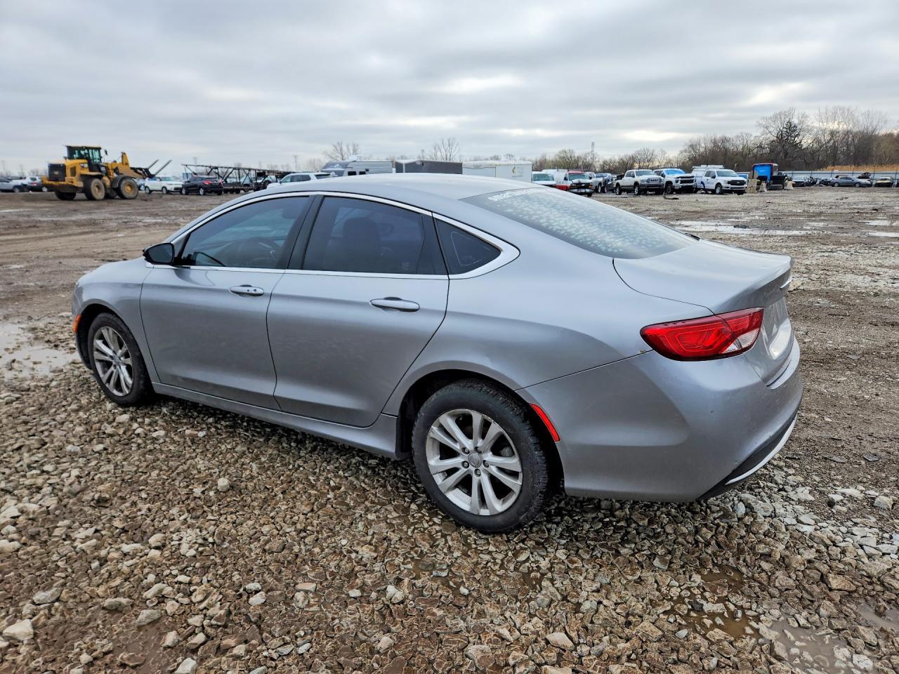 2015 Chrysler 200 Limited - Image 2