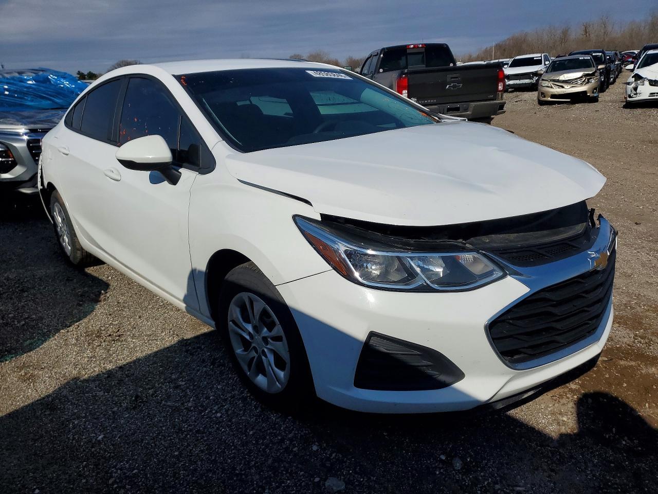 2019 Chevrolet Cruze Ls - Фото 4