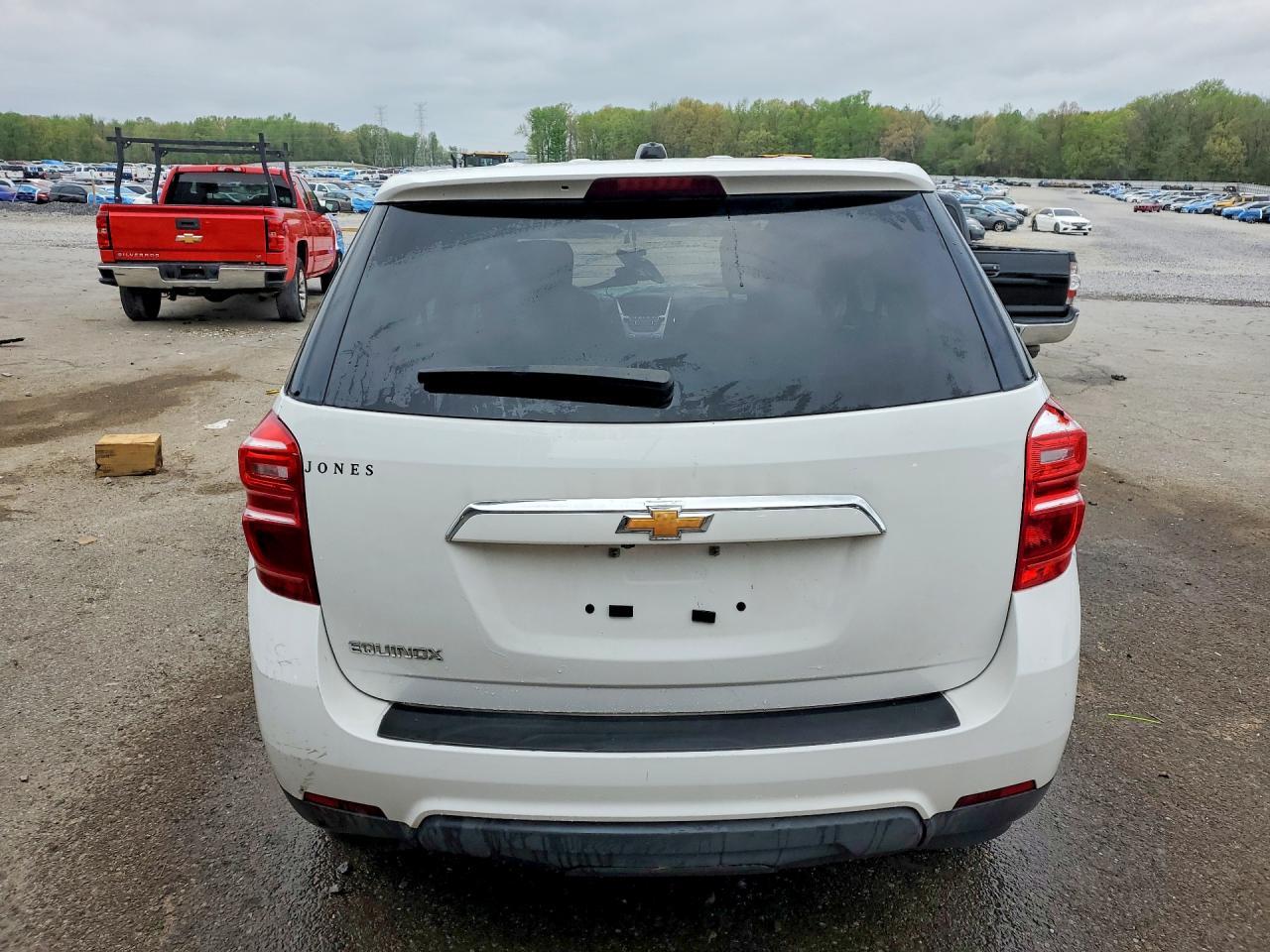 2017 Chevrolet Equinox Ls - Фото 6