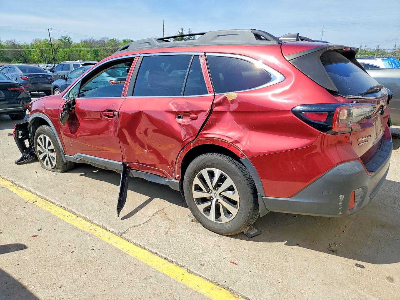 2020 Subaru Outback Premium - Фото 2