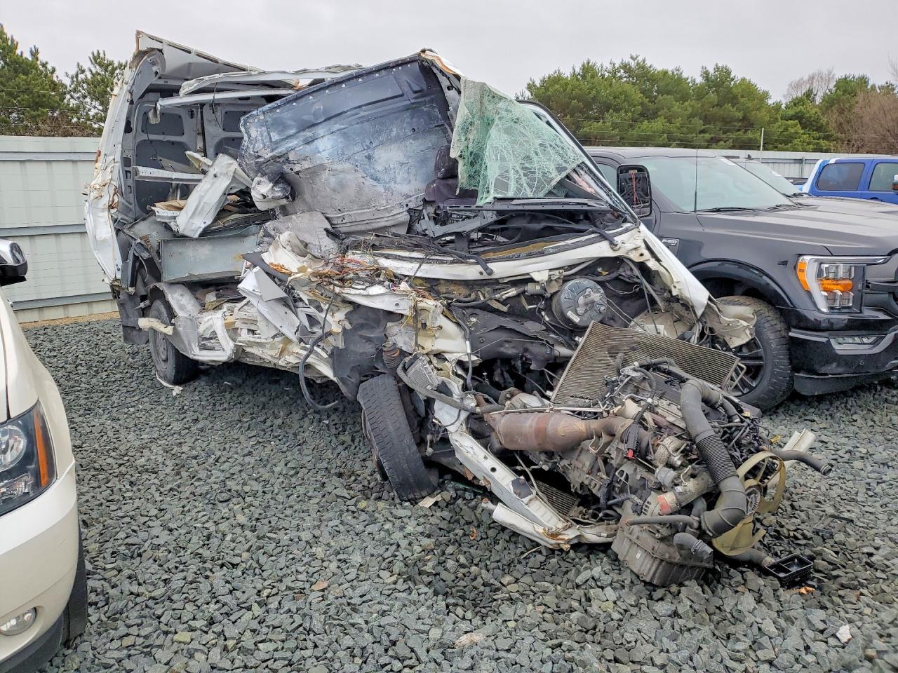 2016 Mercedes Benz Sprinter 2500 Utility / Service Van - Фото 4