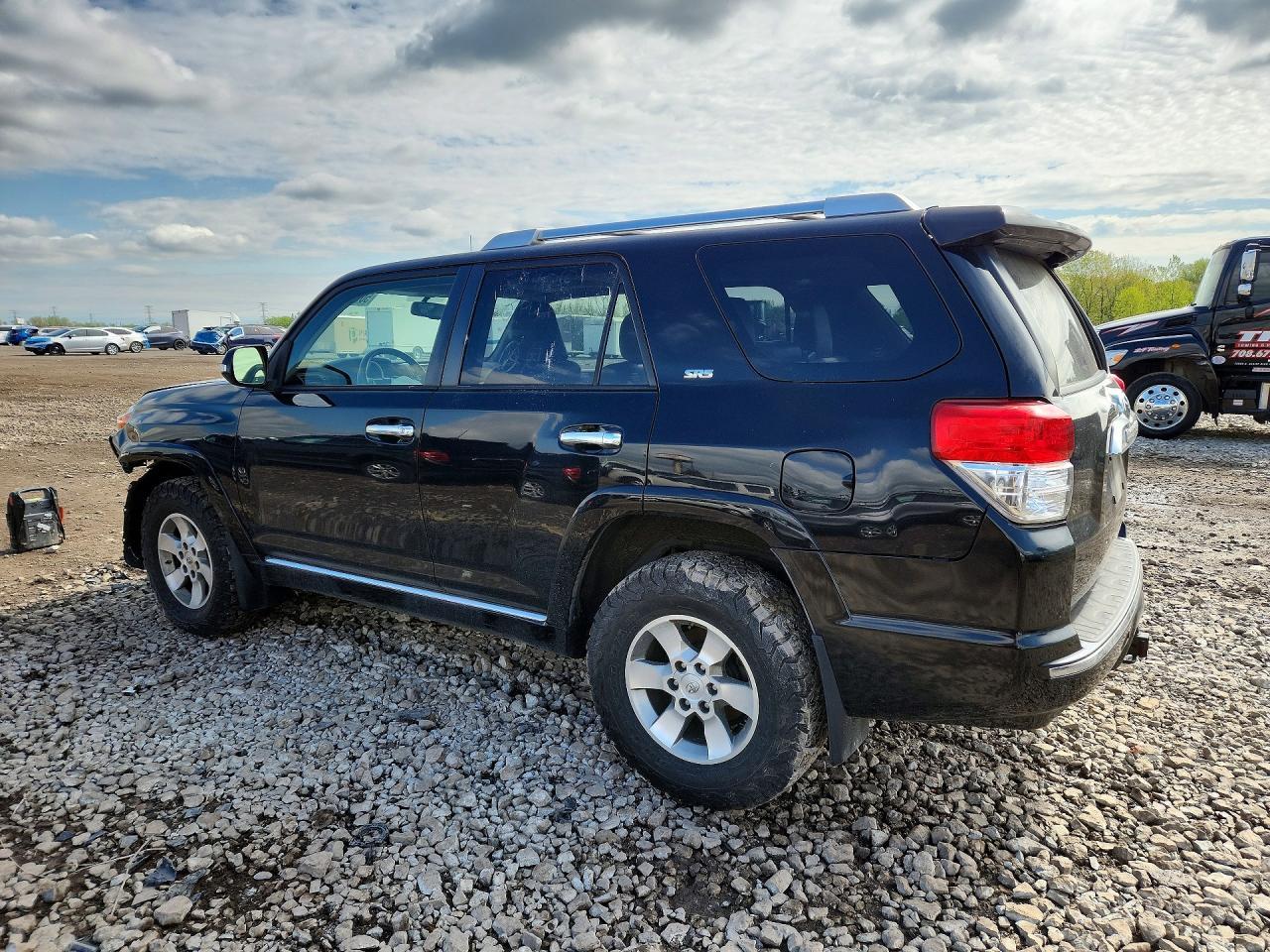 2013 Toyota 4Runner Sr5 - Image 2