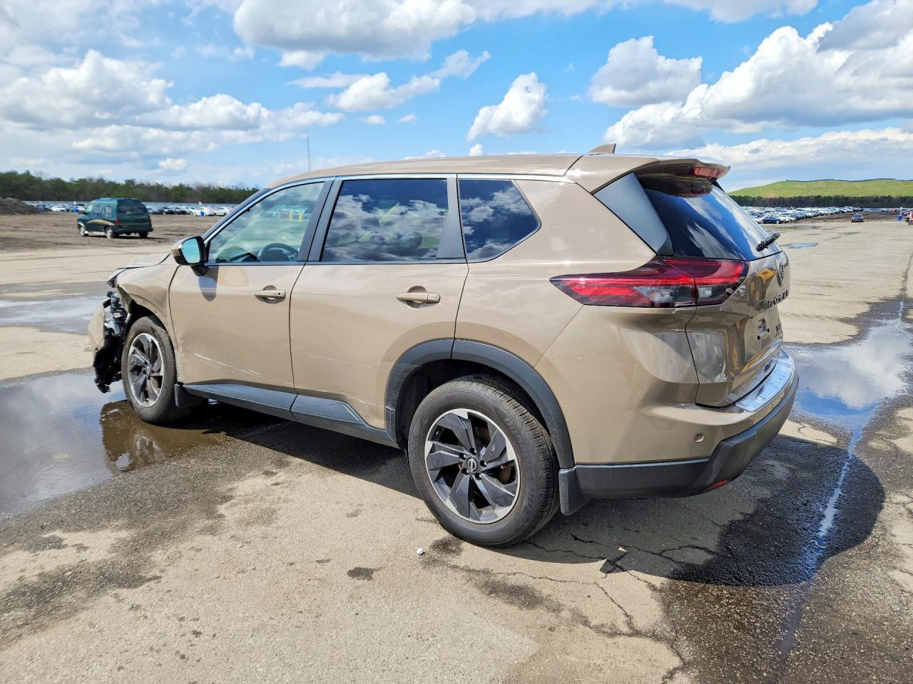 2024 Nissan Rogue Sv - Фото 2