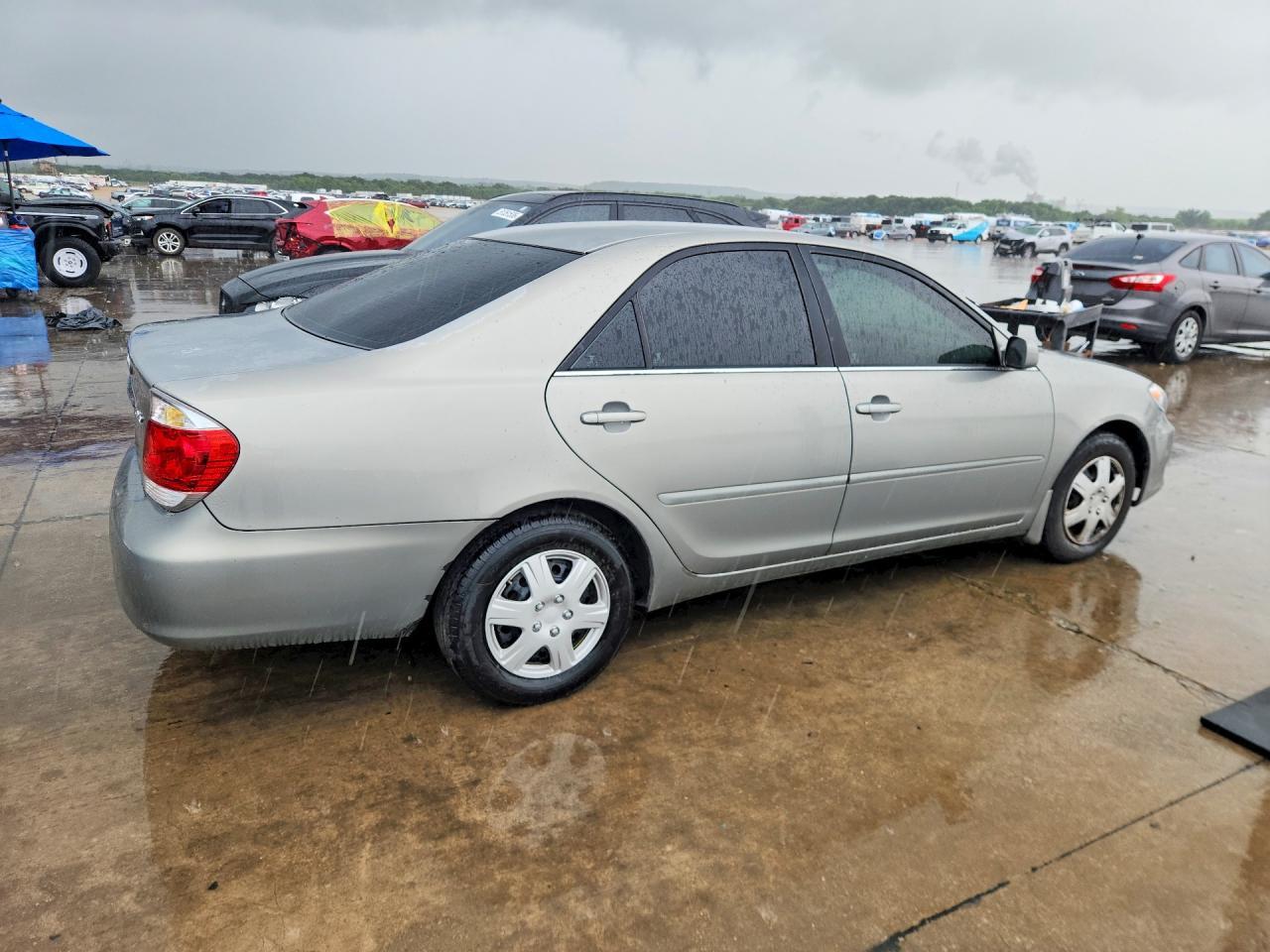 2006 Toyota Camry Le - Фото 3