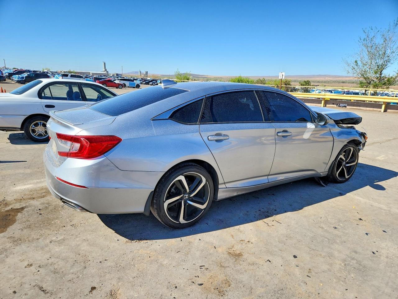 2018 Honda Accord Sport - Image 3