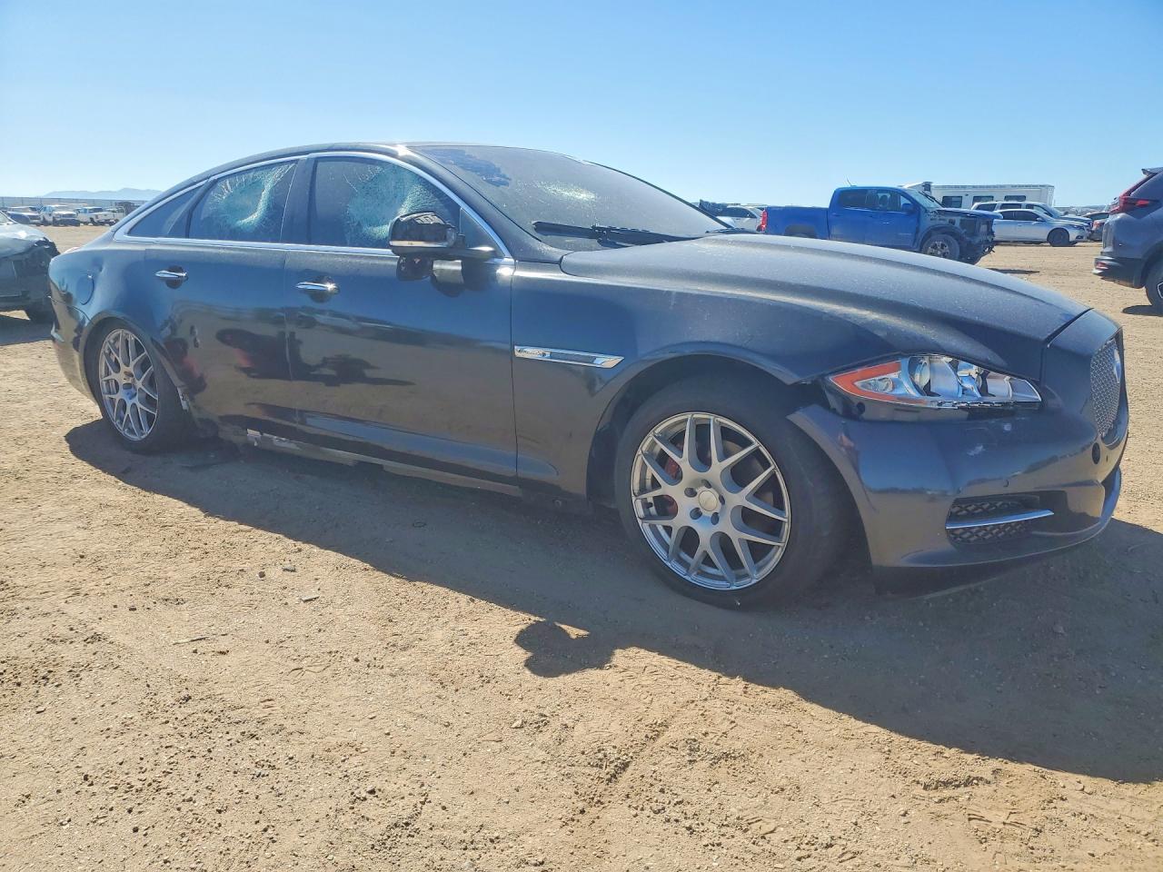 2013 Jaguar Xj - Фото 4