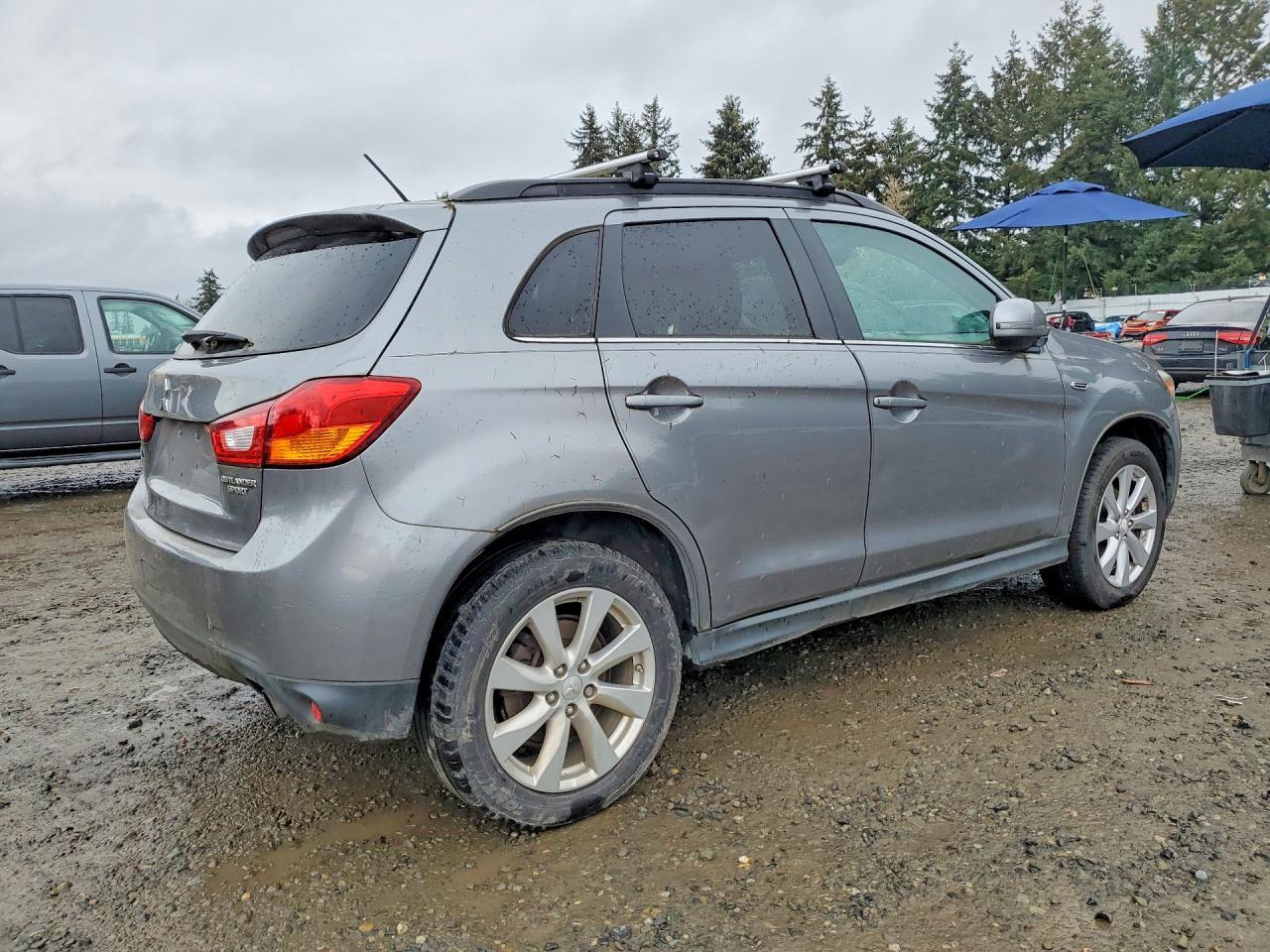 2015 Mitsubishi Outlander Sport Se - Фото 3