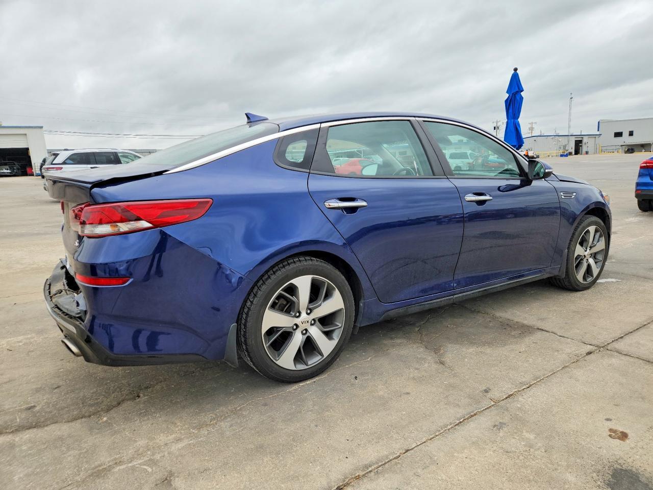 2019 Kia Optima S - Image 3