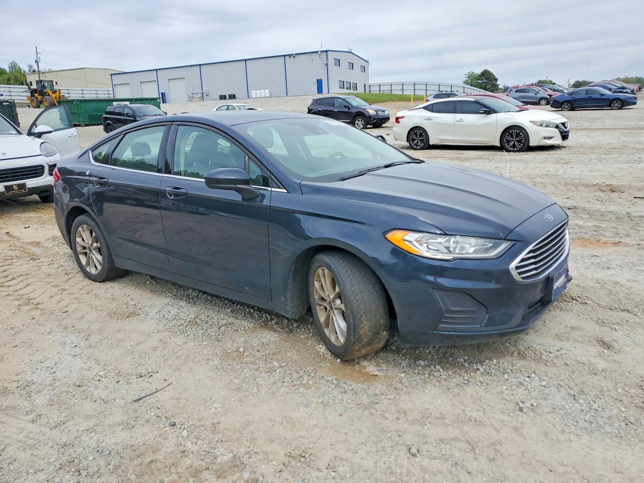 2020 Ford Fusion Se - Фото 4
