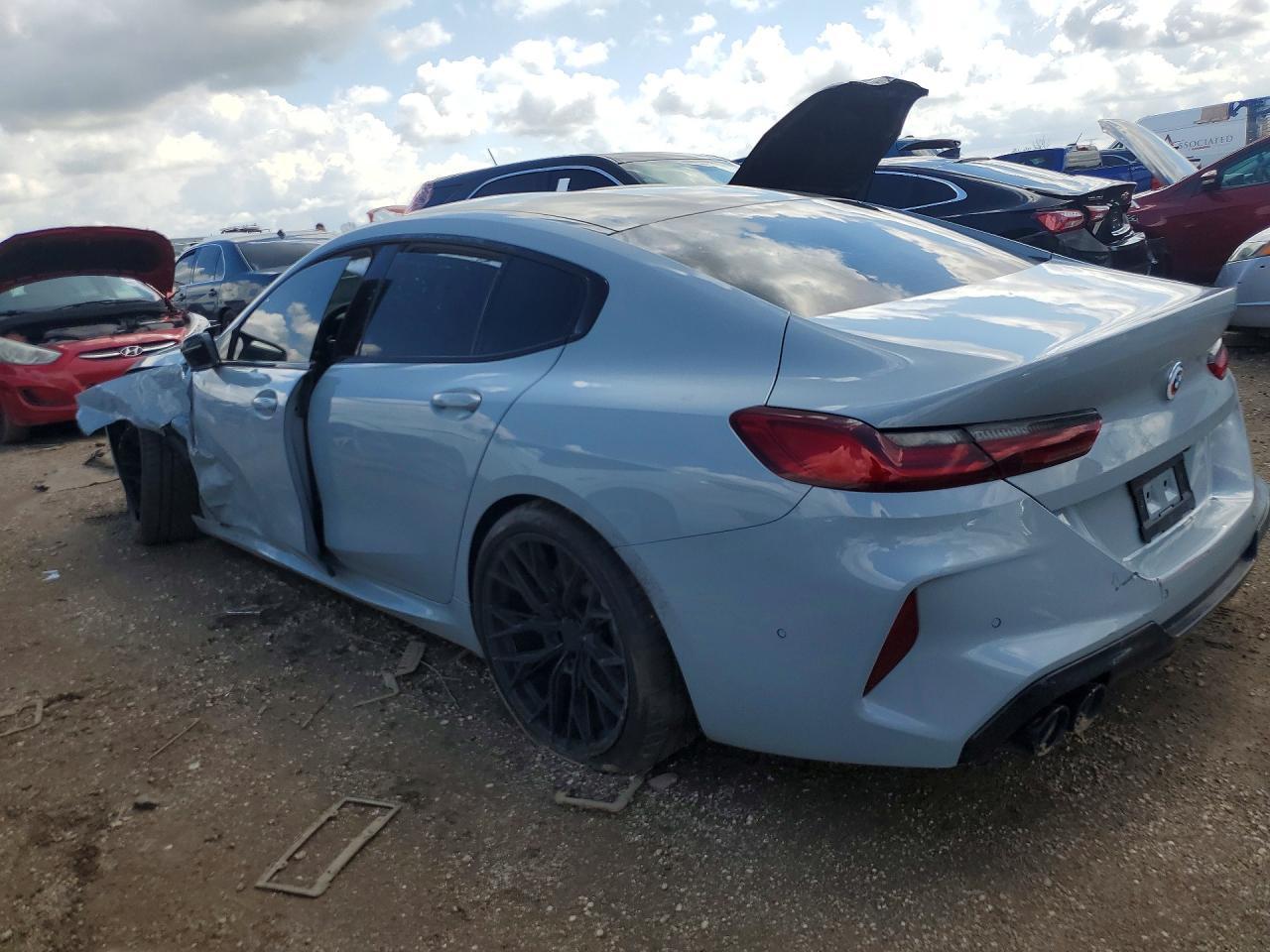 2023 BMW M8 - Фото 2