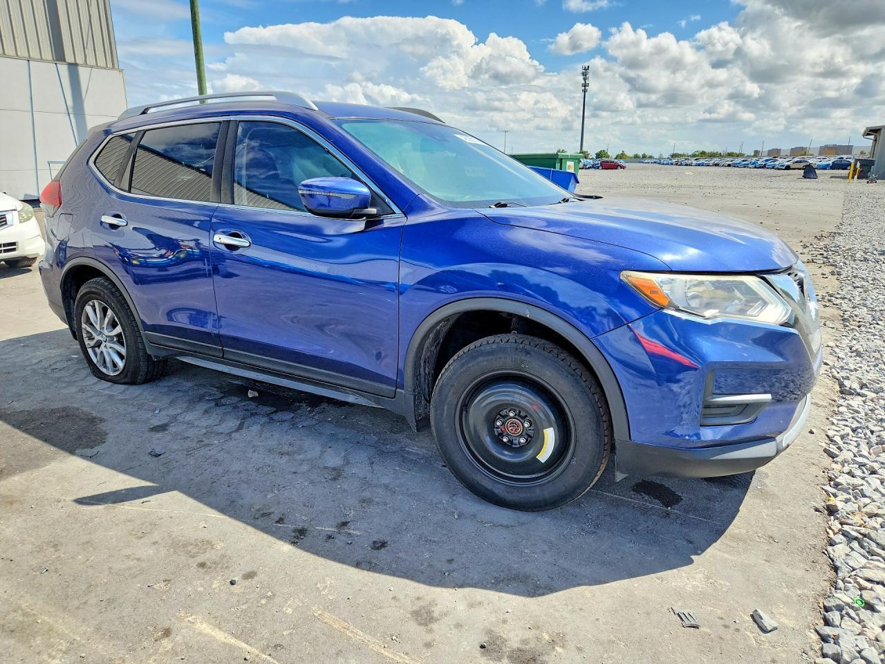 2019 Nissan Rogue Sv - Image 4