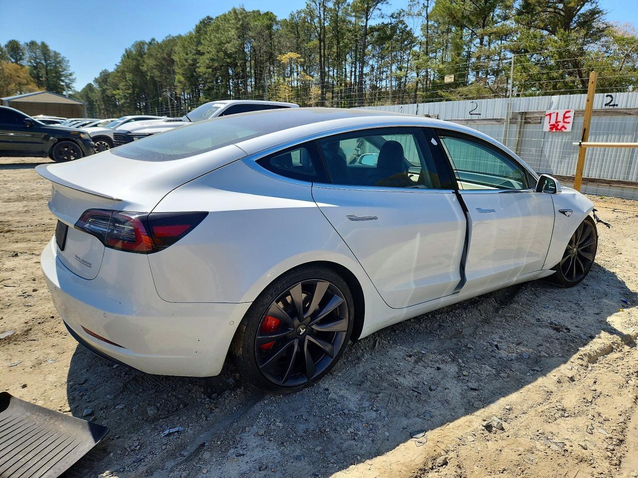 2020 Tesla Model 3 - Image 3