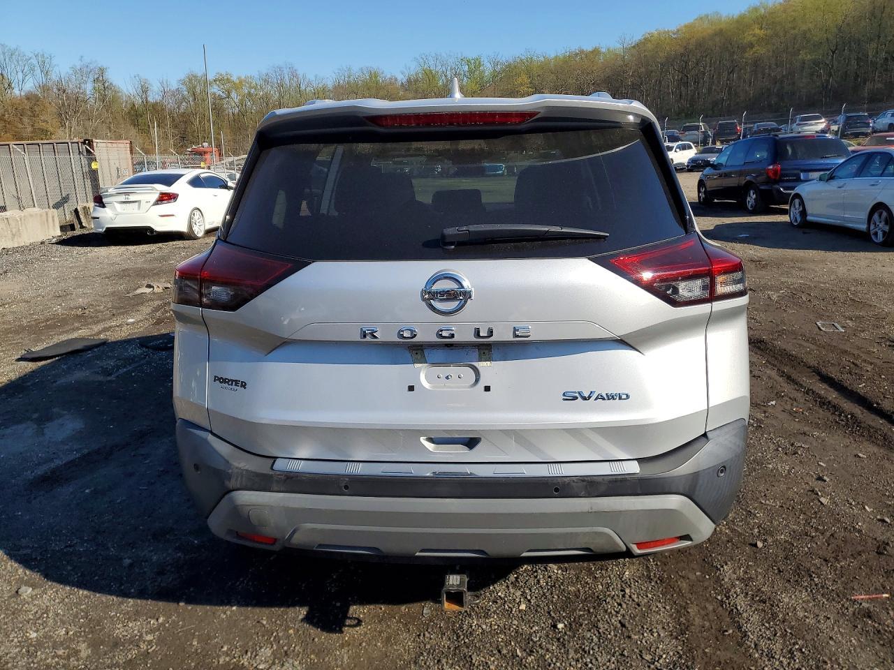 2021 Nissan Rogue Sv - Image 6