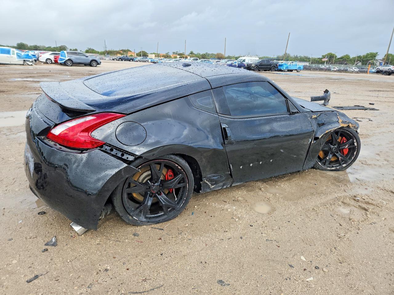 2012 Nissan 370Z Base - Фото 3