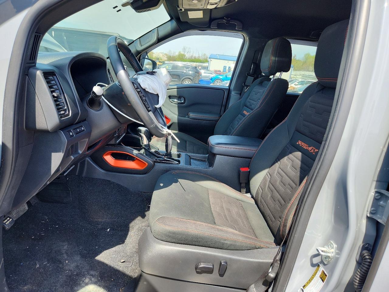 2023 Nissan Frontier S - Image 7