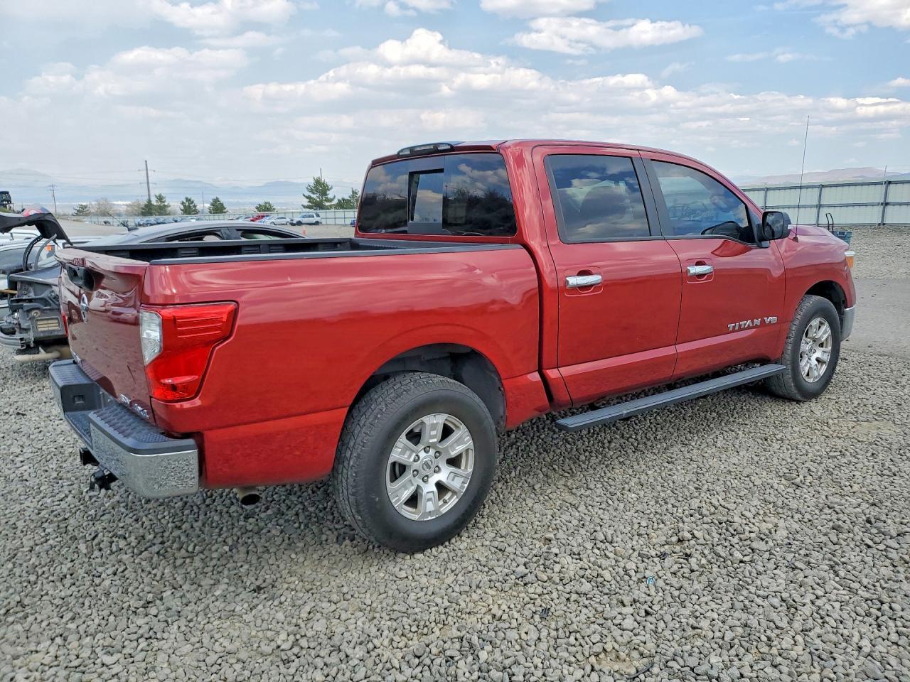 2019 Nissan Titan Sv - Image 3