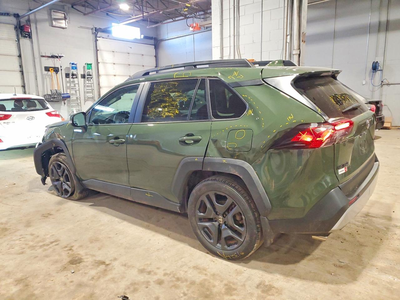 2025 Toyota Rav4 - Image 2
