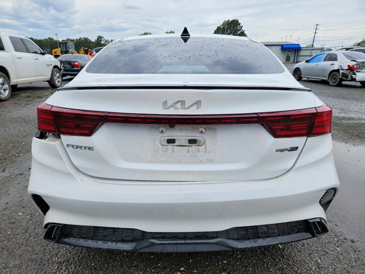 2023 Kia Forte Gt-Line - Фото 6