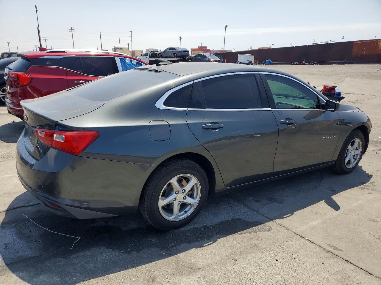 2018 Chevrolet Malibu Ls - Image 3
