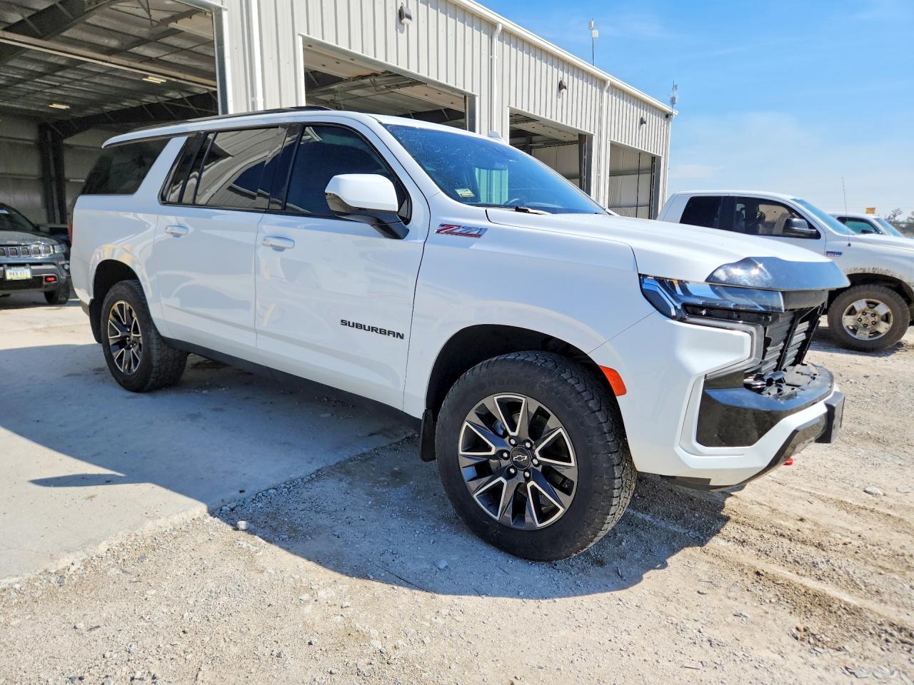 2021 Chevrolet Suburban K1500 Z71 - Фото 4