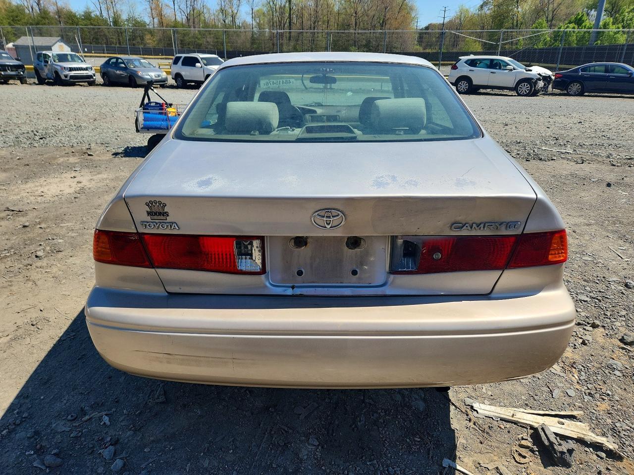 2000 Toyota Camry Ce - Image 6