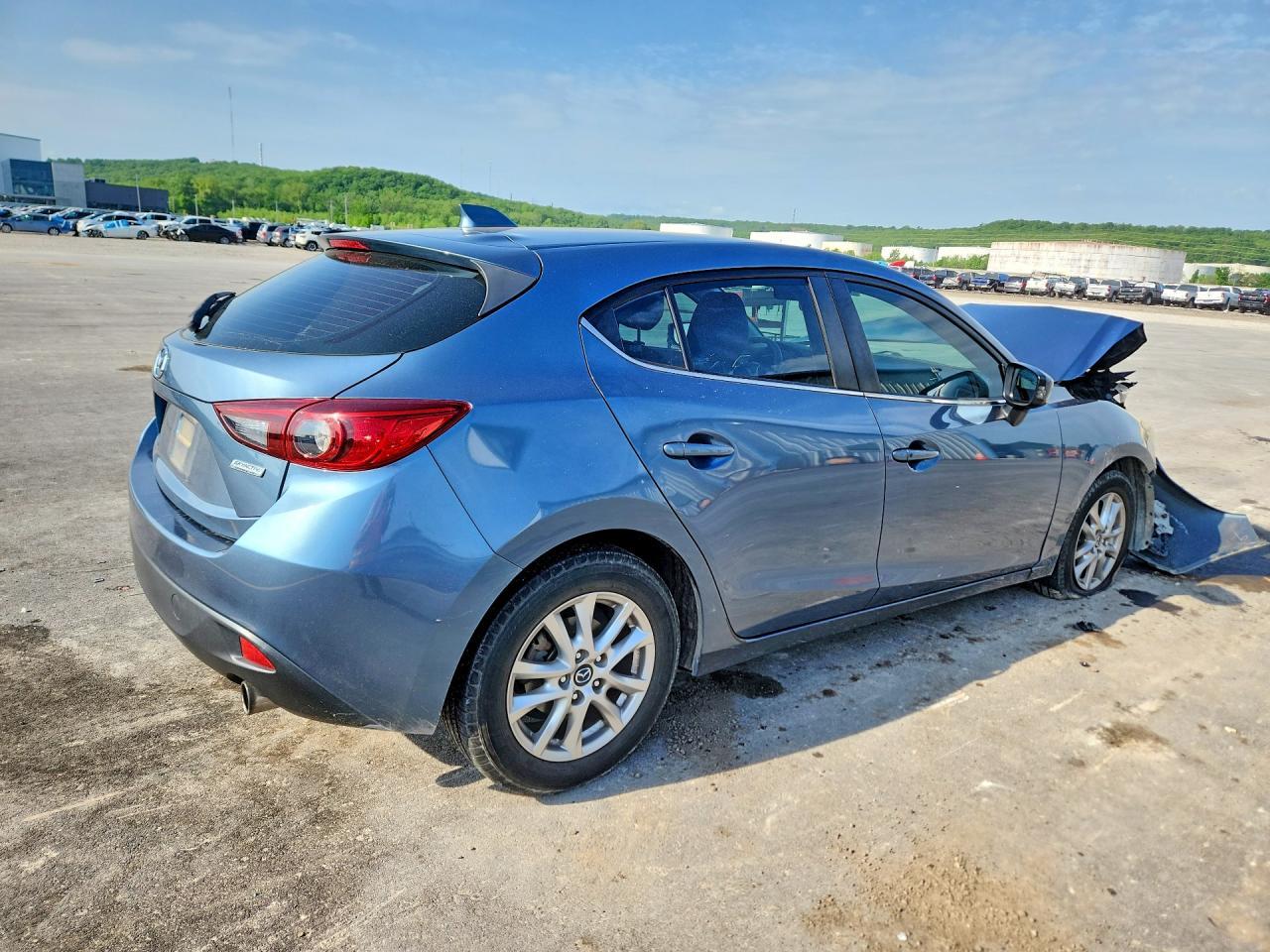 2015 Mazda 3 Grand Touring - Фото 3