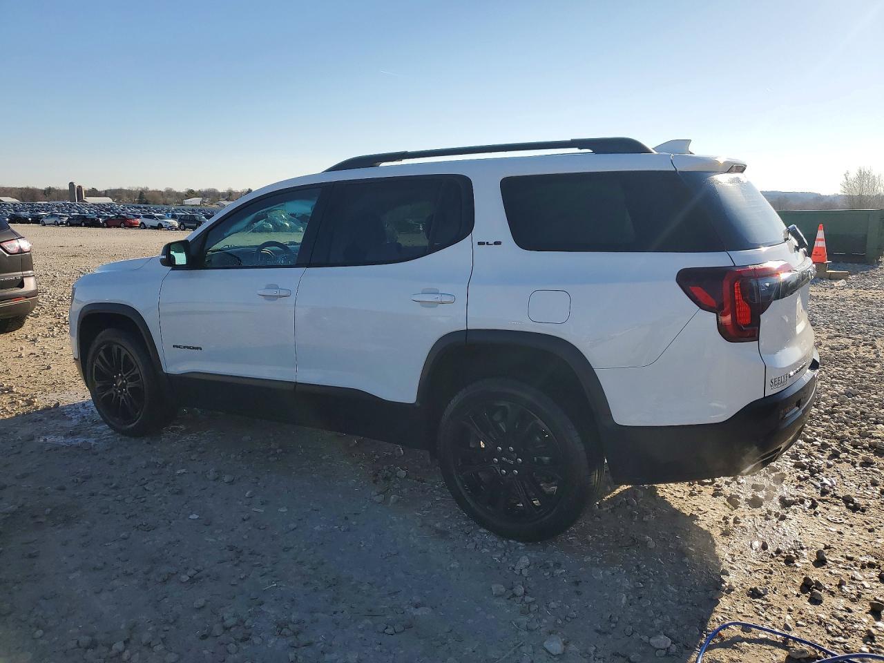 2022 GMC Acadia Sle - Фото 2