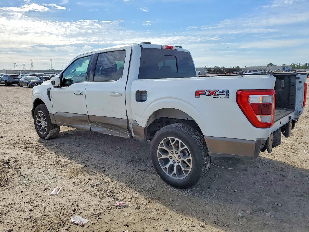 2022 Ford F150 Supercrew - Фото 2