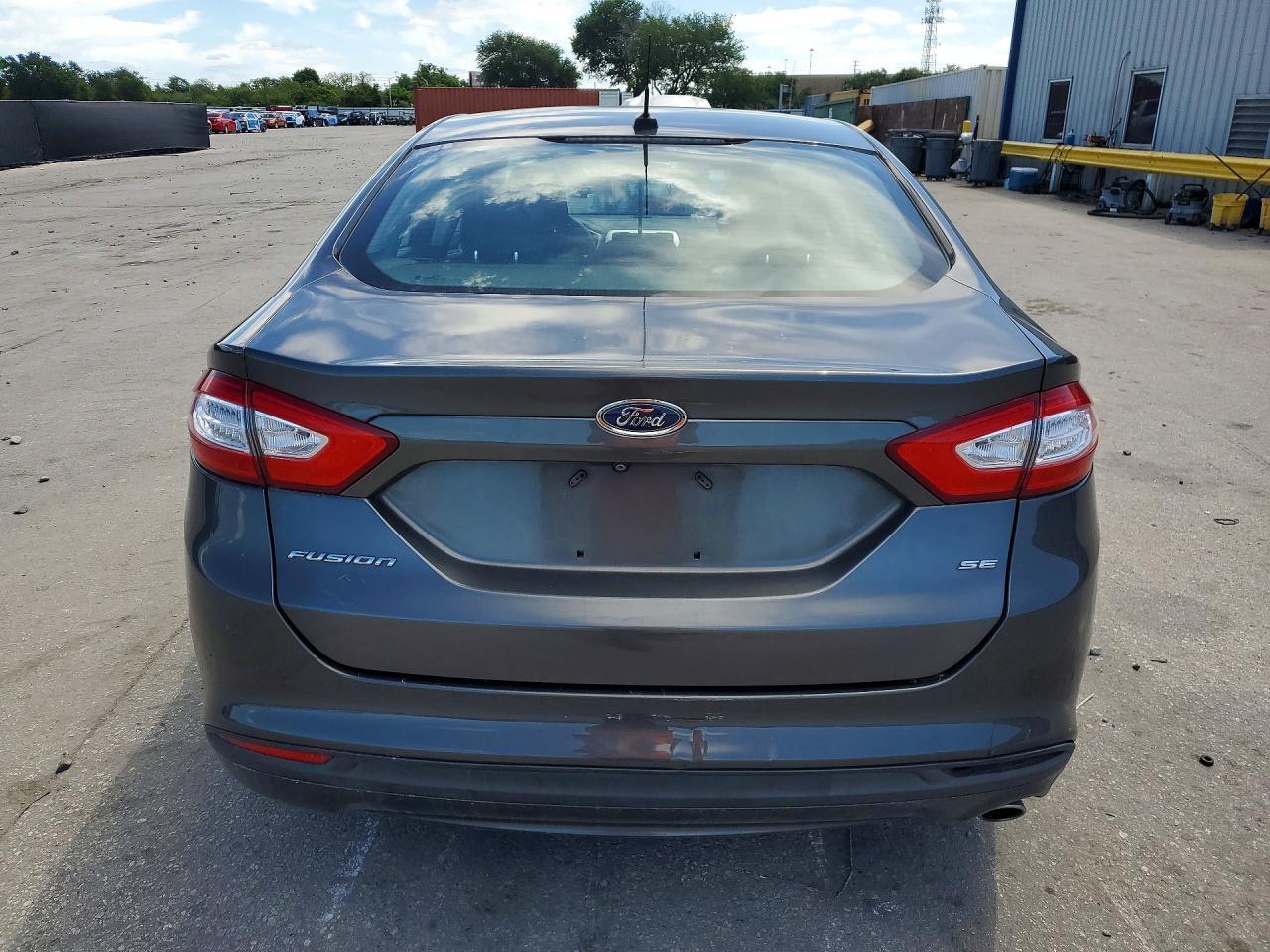 2015 Ford Fusion Se - Фото 6