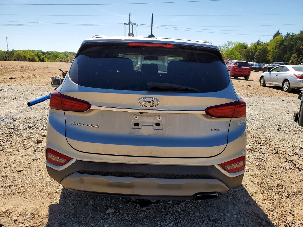 2020 Hyundai Santa Fe Se - Image 6