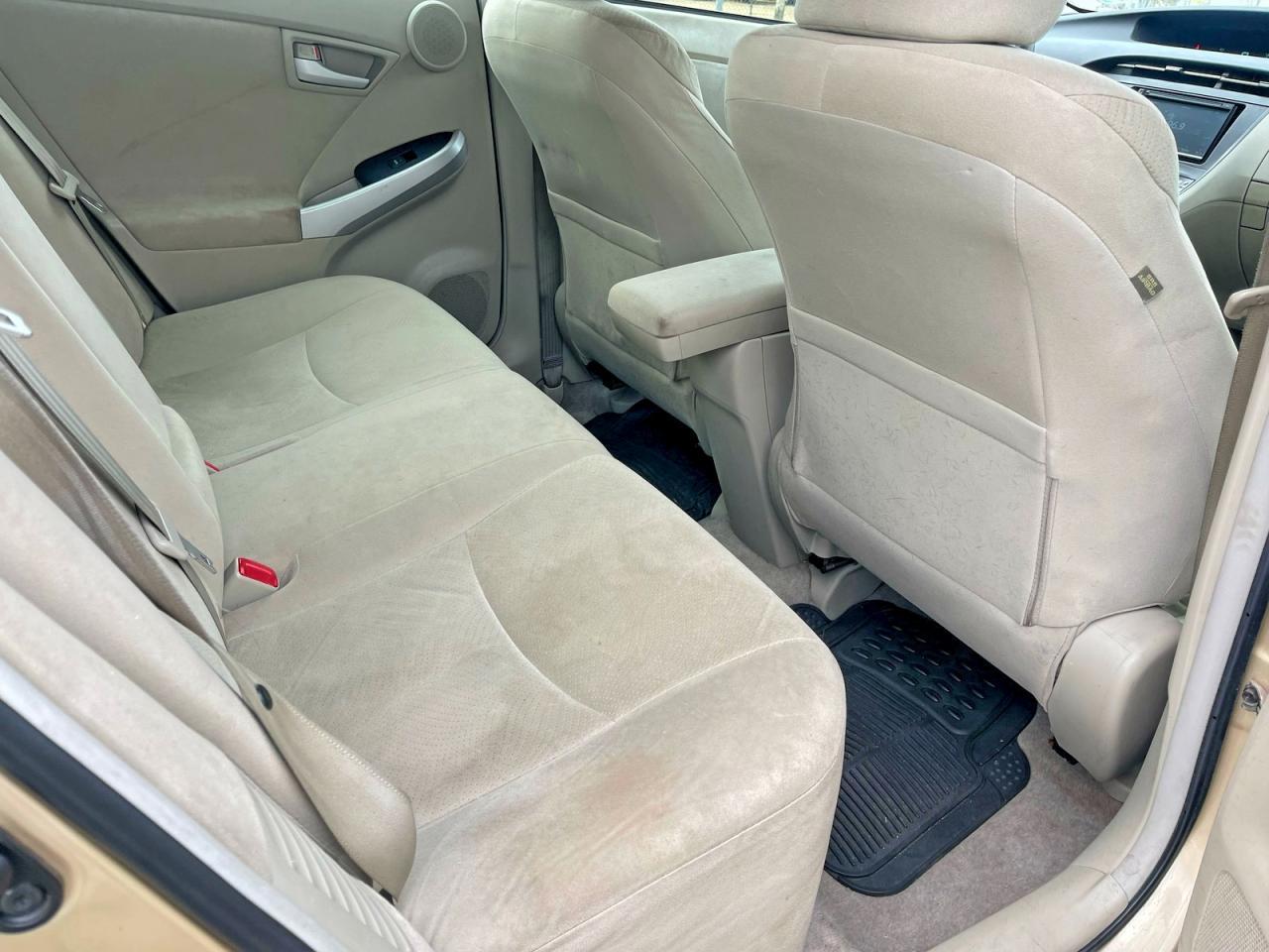 2011 Toyota Prius Three - Фото 6