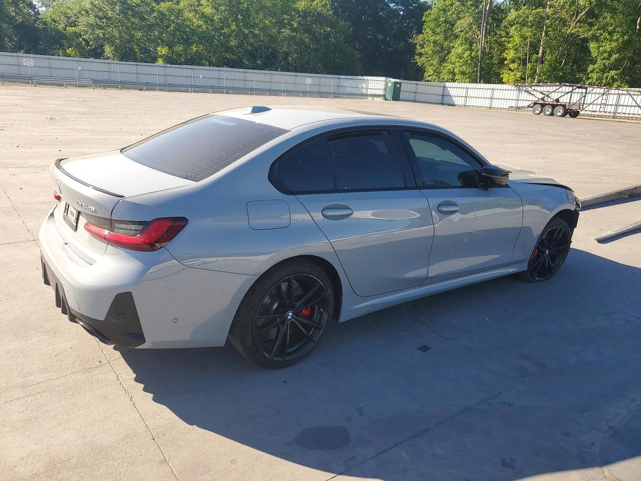2024 BMW M340Xi - Image 3