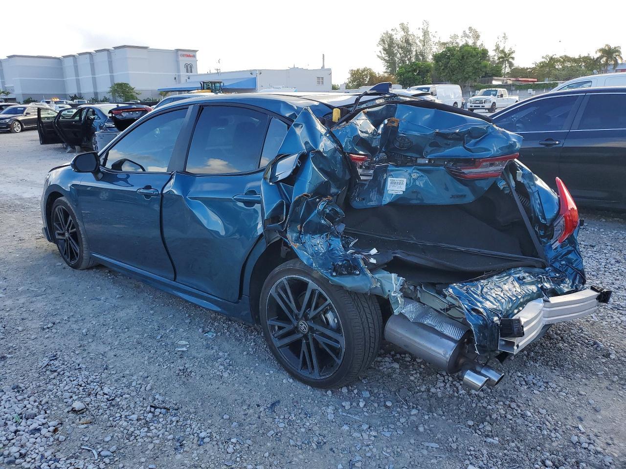 2026 Toyota Camry Xse - Фото 2