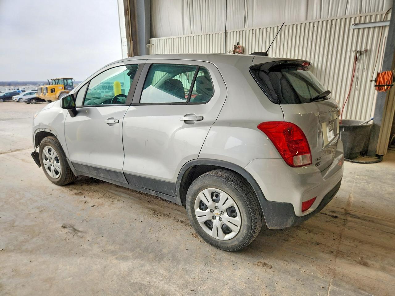 2018 Chevrolet Trax Ls - Image 2