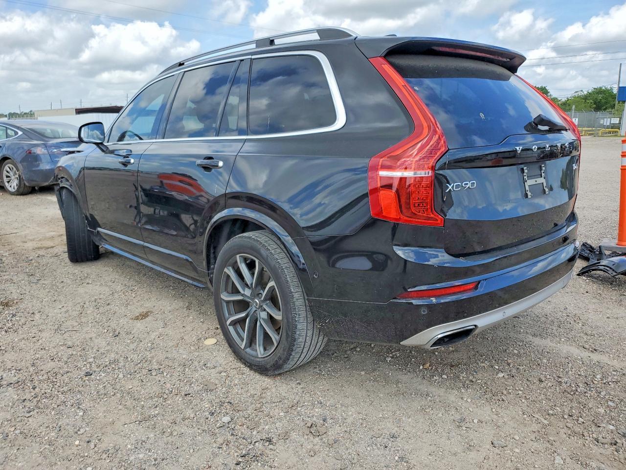 2016 Volvo Xc90 T6 - Фото 2
