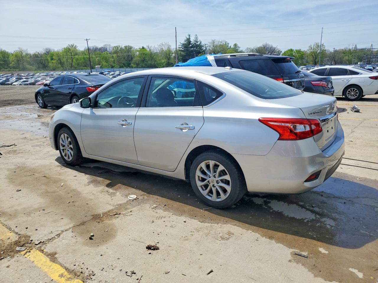 2018 Nissan Sentra Sv - Фото 2