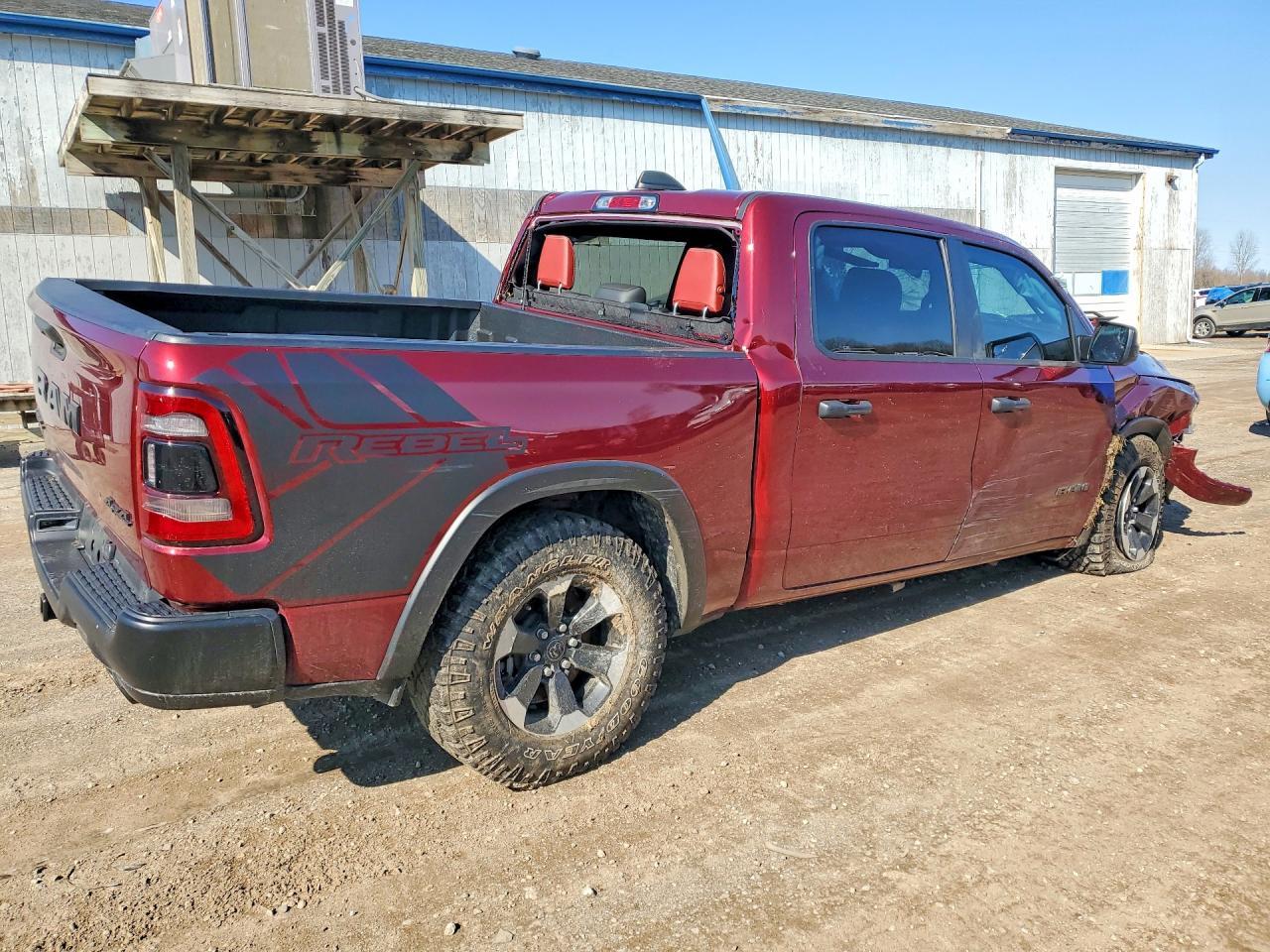 2024 Ram 1500 Rebel - Фото 3