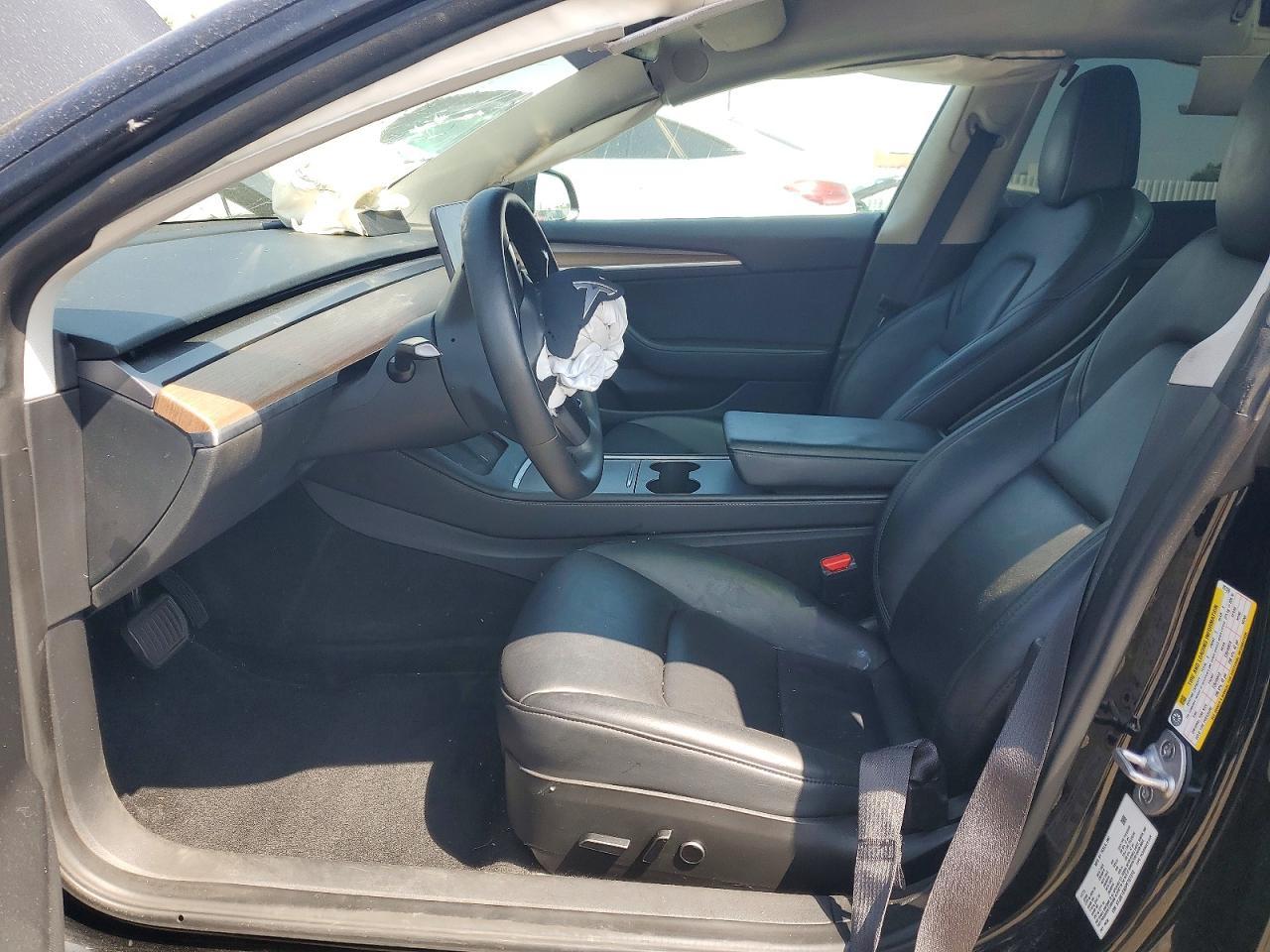 2023 Tesla Model 3 - Фото 7