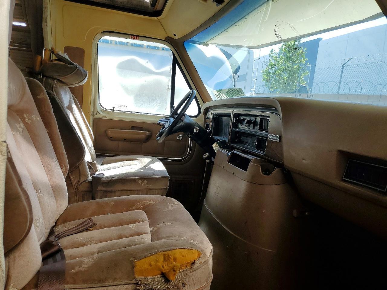 1989 Ford Econoline E350 Cutaway Van - Фото 5